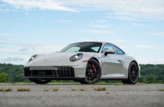 The primary hybrid 911 is healthier with a battery