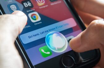 Apple Will Reportedly Lease Siri a New Mind from Google for $1 Billion Per Yr