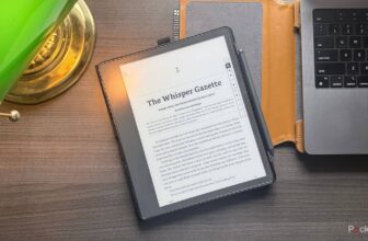 I discovered a hidden Kindle Scribe shortcut that immediately cleaned up my display screen