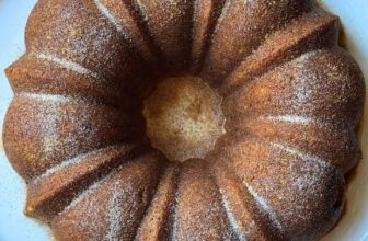 Apple Cider Donut Cake – Fall Favourite